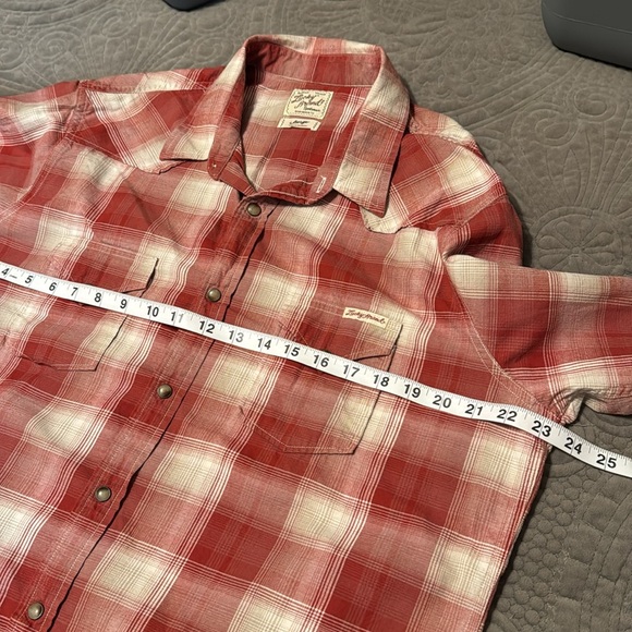 LUCKY BRAND Button Down Shirt. Size Large - Picture 9 of 10